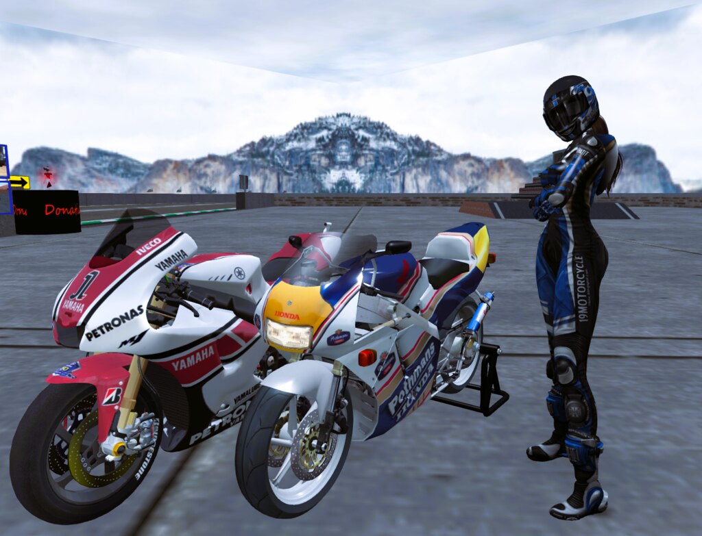 Motorcycles are very dangerous, so be careful. manamin marin Flickr