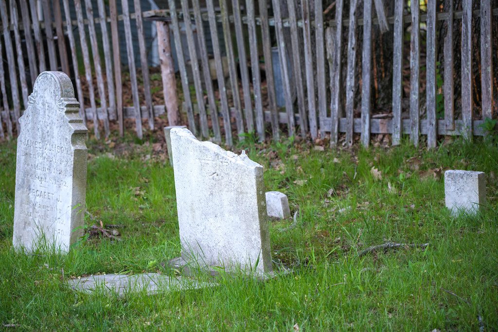 Village Cemetery Dedham, MA USA katesavage2001 Flickr