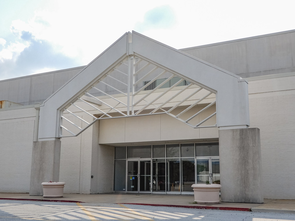 Macy's (FamousBarr and Newman Brothers) "Northpark Mall… Flickr