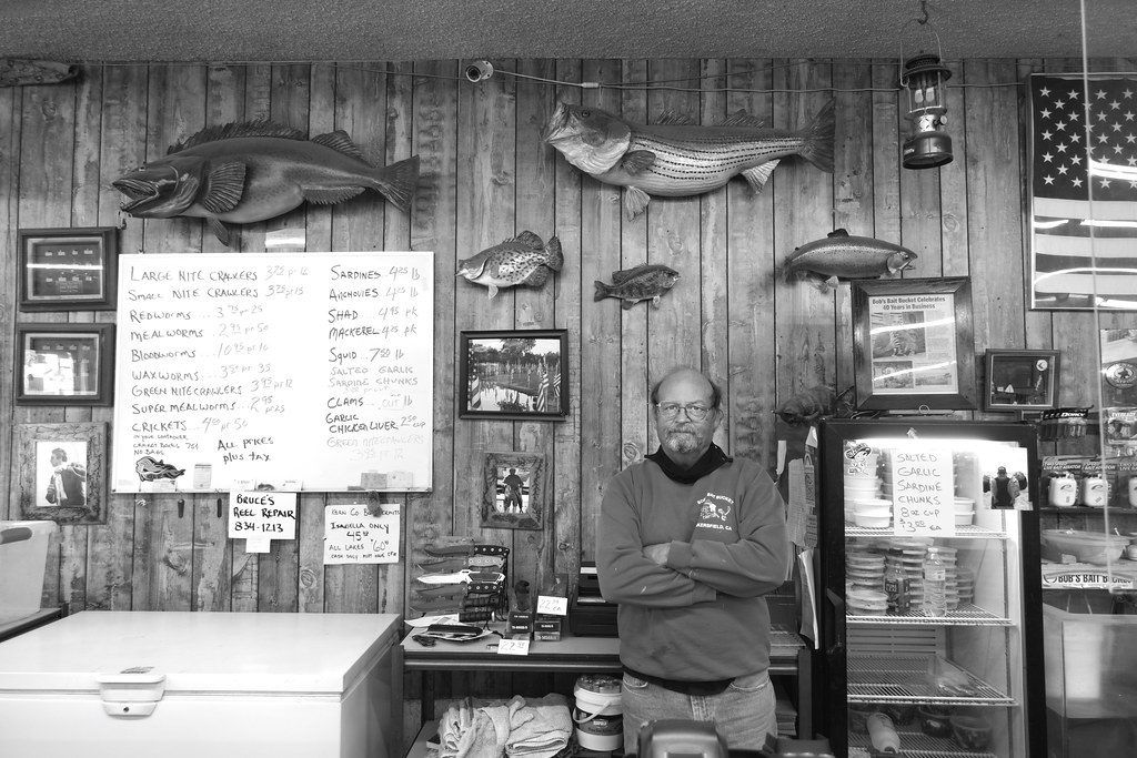 Bob's Bait Bucket Bakersfield, CA 2131 S. Chester Avenue… Flickr