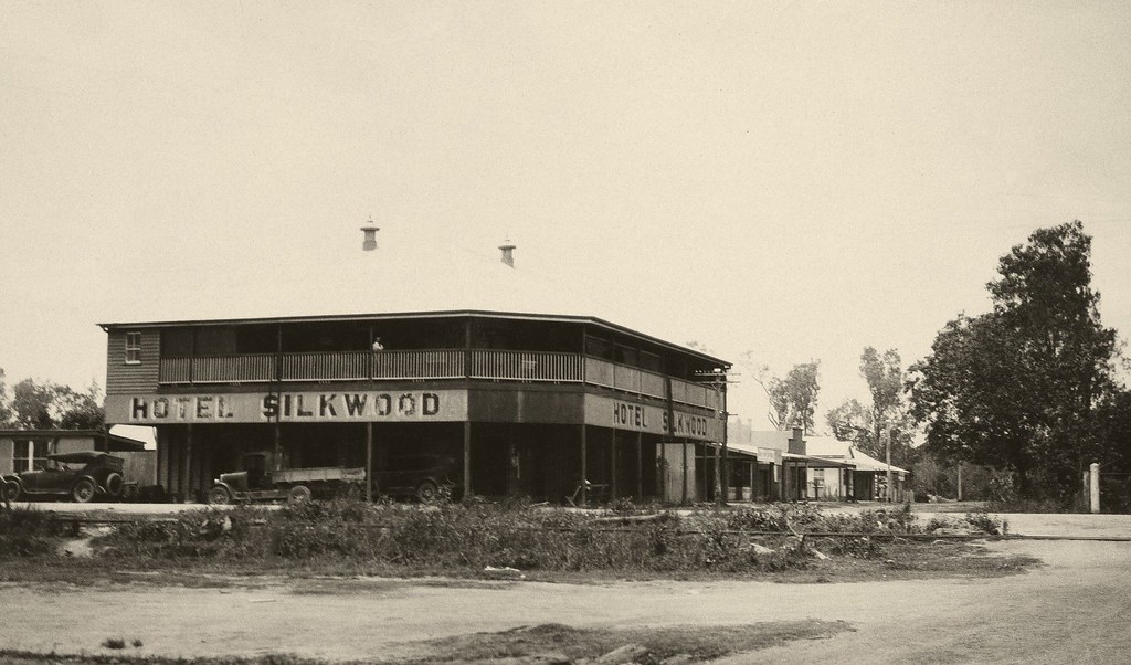 Queensland Vintage Silkwood Hotel in Far North Queenslan… Flickr