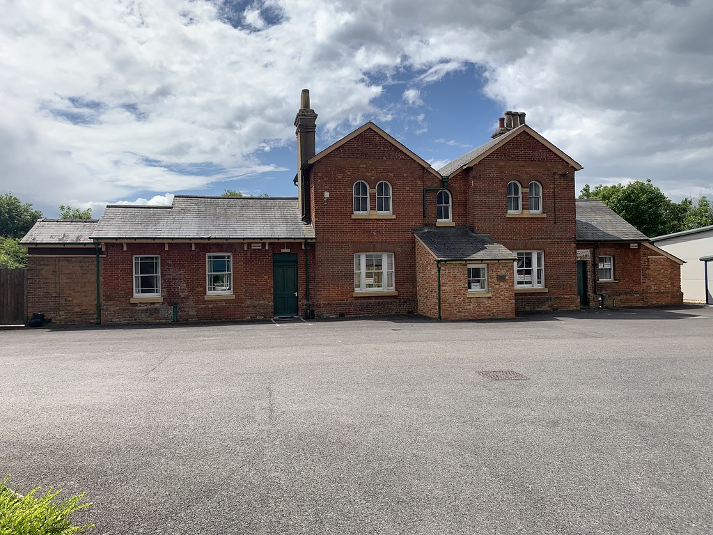 Former Wilton railway station SRSignalman Flickr