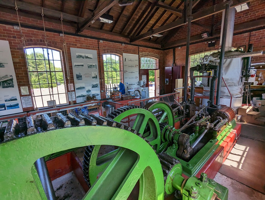 Winch House at "Maid of the Loch" opened 1902, restored … Flickr