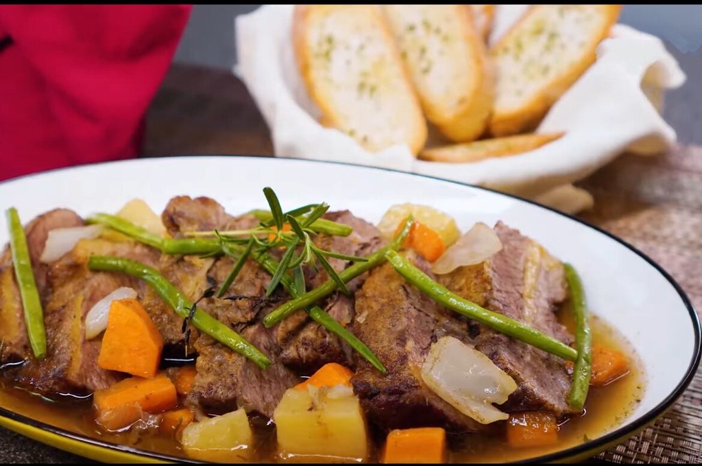 Recipe For Golden Corral Pot roast with vegetables Flickr
