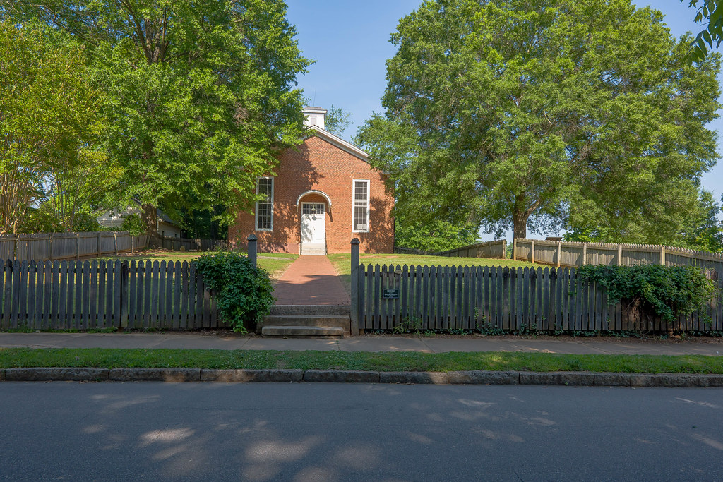 L1050093.jpg James Allison Flickr