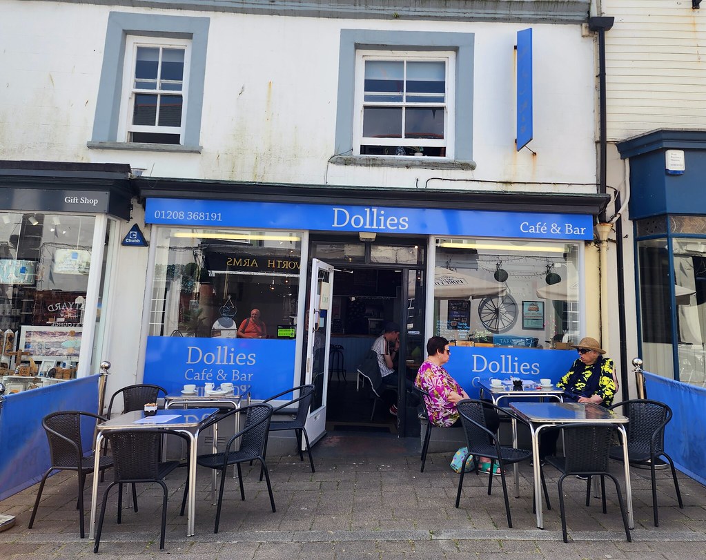 Dollies Wadebridge Lori Dawson Flickr