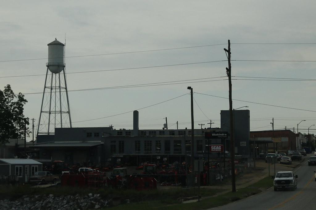Luverne, AL Water Tower 6th St and Le Grand Ave Andy Tucker Flickr
