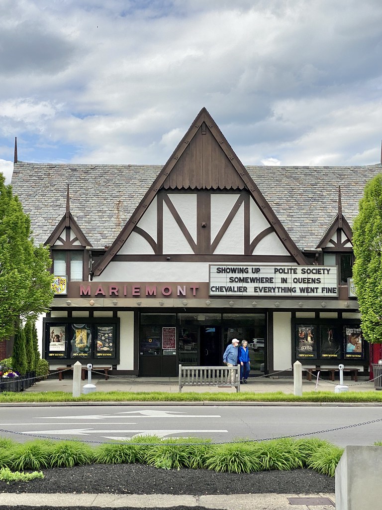 Mariemont Theatre, Wooster Pike, Mariemont, OH Built in 19… Flickr
