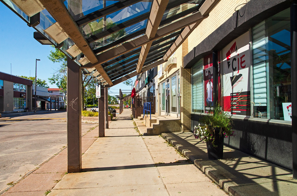 Rue commerciale Puyjalon à Gaétan Lefebvre Flickr