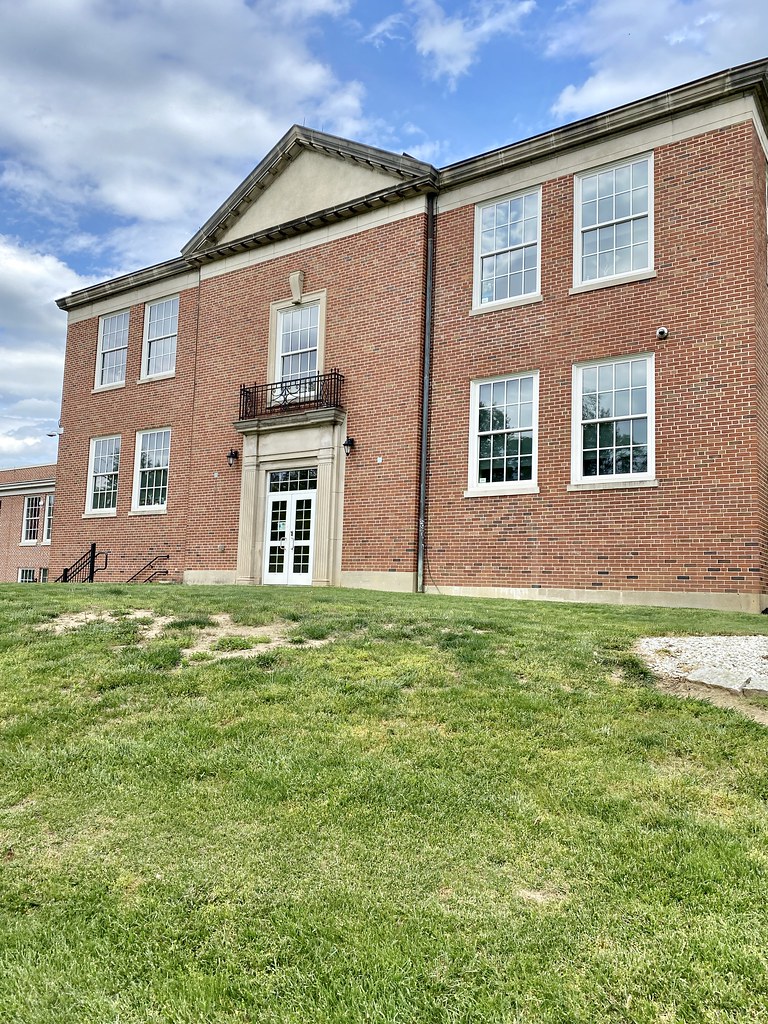 Old Mariemont High School, Wooster Pike, Mariemont, OH Flickr