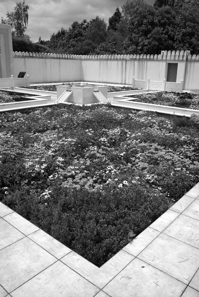 Hamilton Gardens 147 Indian Moghul Garden Charlie van de Graaf Flickr