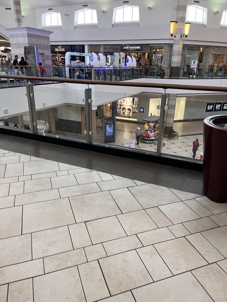 Cielo Vista Mall Isaac Alvarado Burciaga Flickr