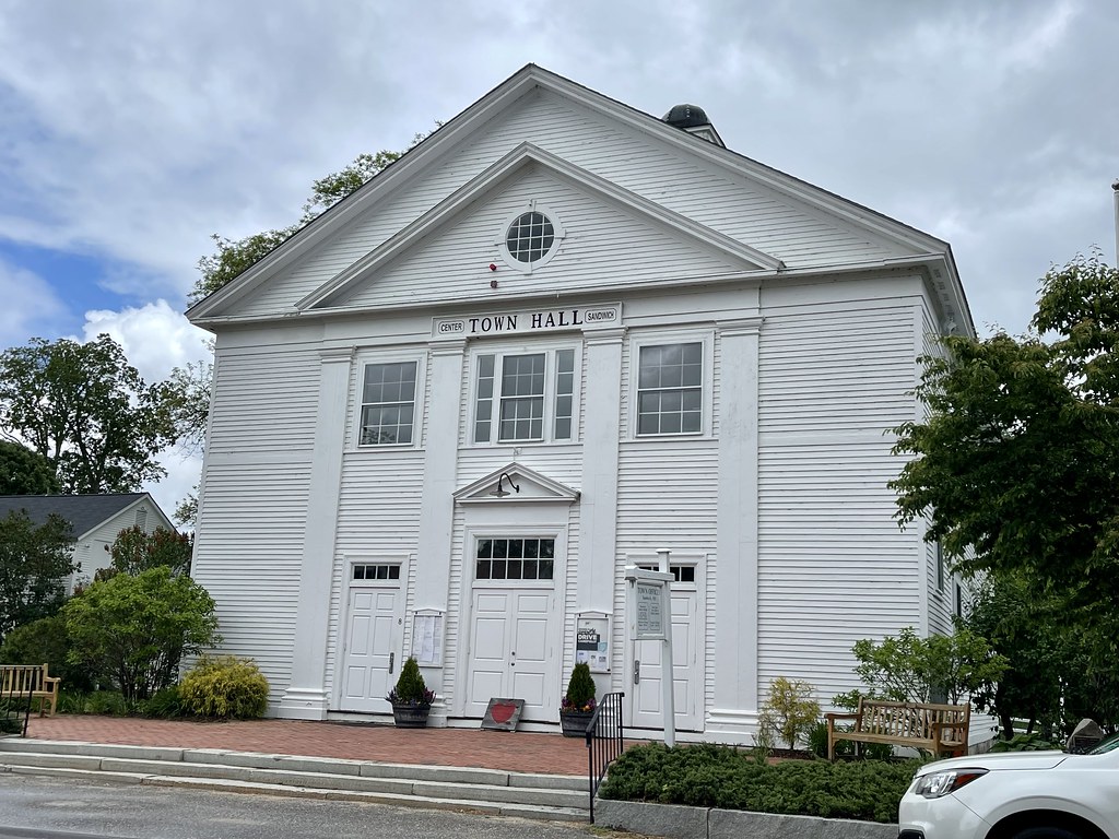 Town Hall. Center Sandwich, New Hampshire. devtmefl Flickr