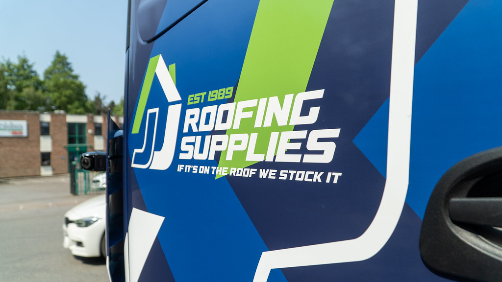 DSC08297 JJ Roofing Supplies Curtain Side Vehicle 2023 JJ Roofing