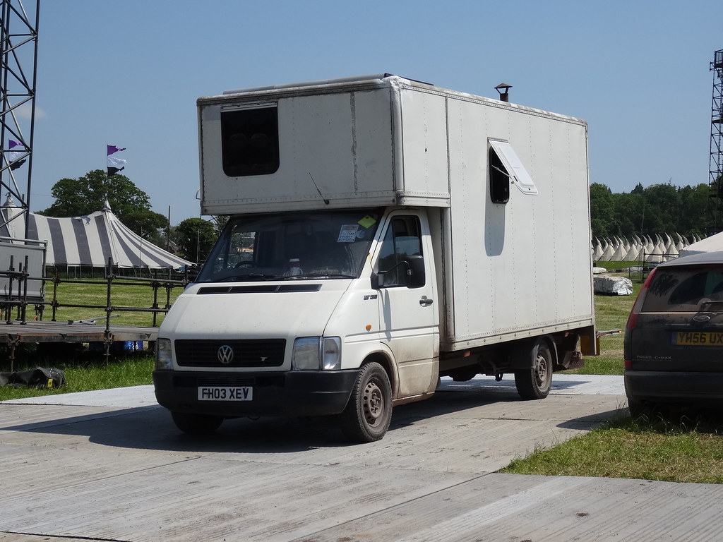 VW Glastonbury 2023 teapotcircus Flickr