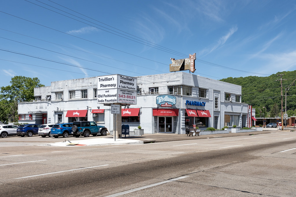 Trivillian's Pharmacy, Charleston, WV 215 35th St SE. Open… Flickr