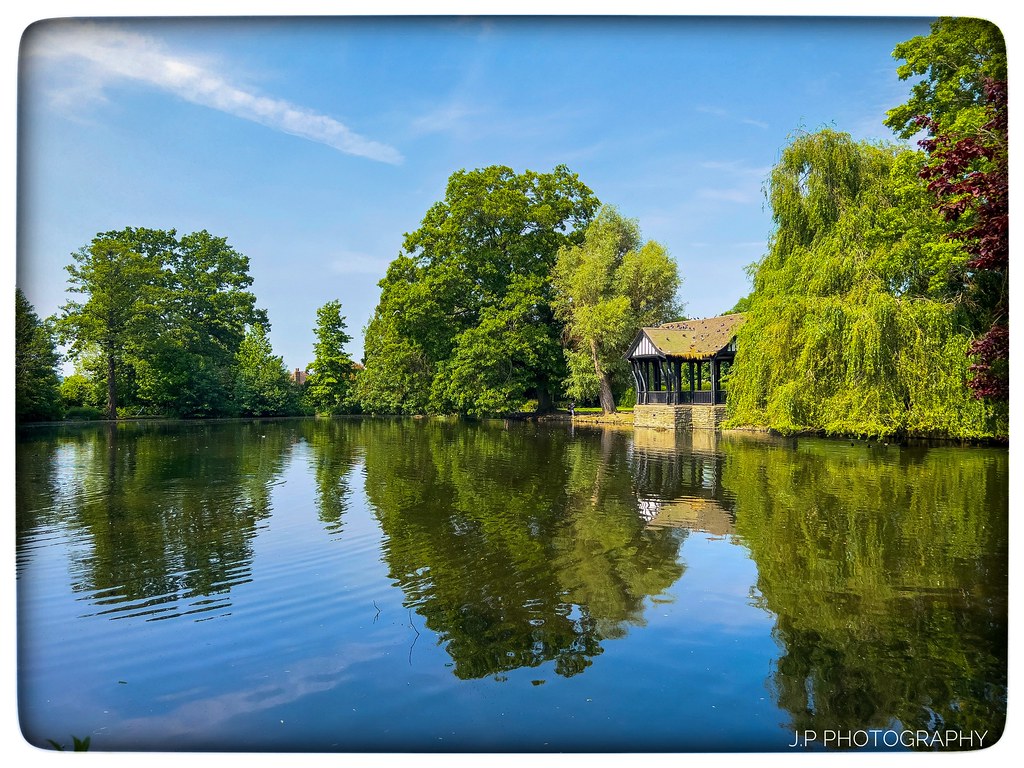 Todays walk around Broomfield Park. Jack Pourgourides Flickr