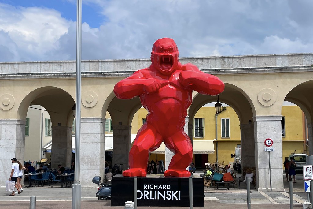 Kong Nice Nice ilovenice sculpture kong gorille art b… Flickr