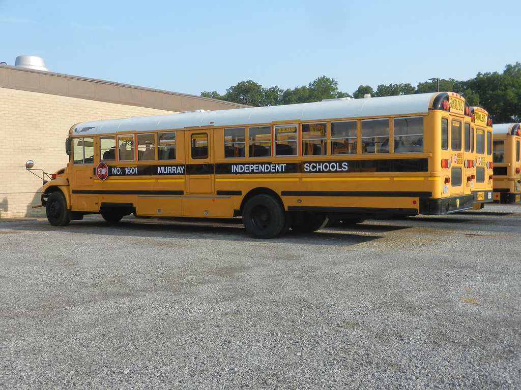 Murray Independent Schools 1601 (2) Bus lot Murray, KY Cincinnati NKY Buses Flickr