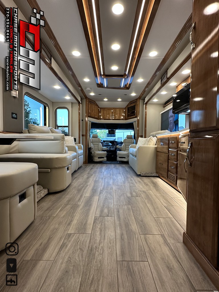 2023renegadeikonquadslidei4534rx600hpmotorhomeli… Flickr