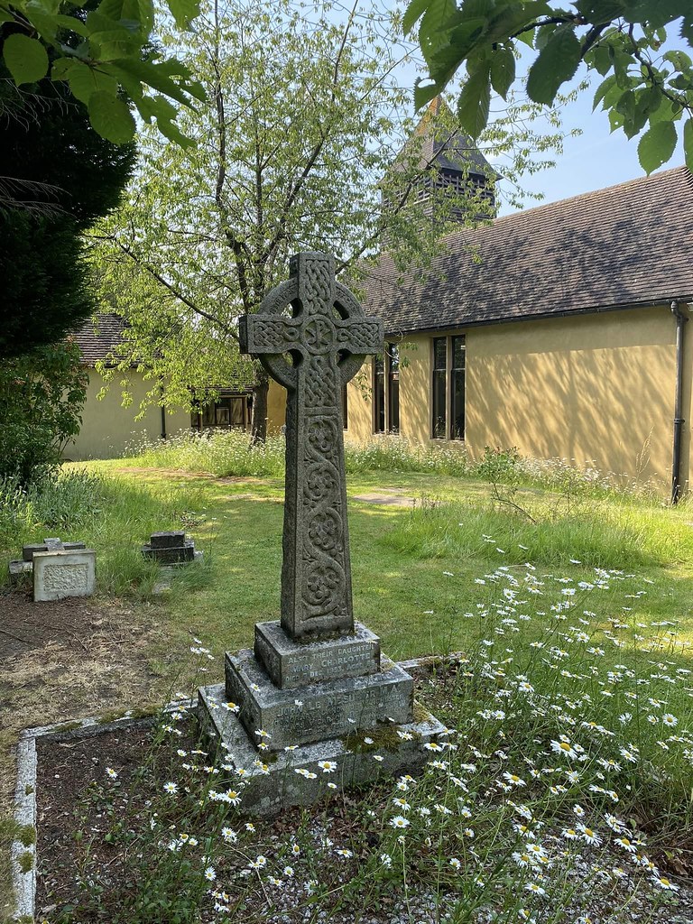 St Peter's Church, Yateley, Hampshire The church is Norman… Flickr