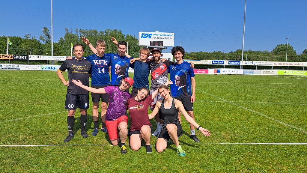 Rising_High_HAT Rising High Flickr