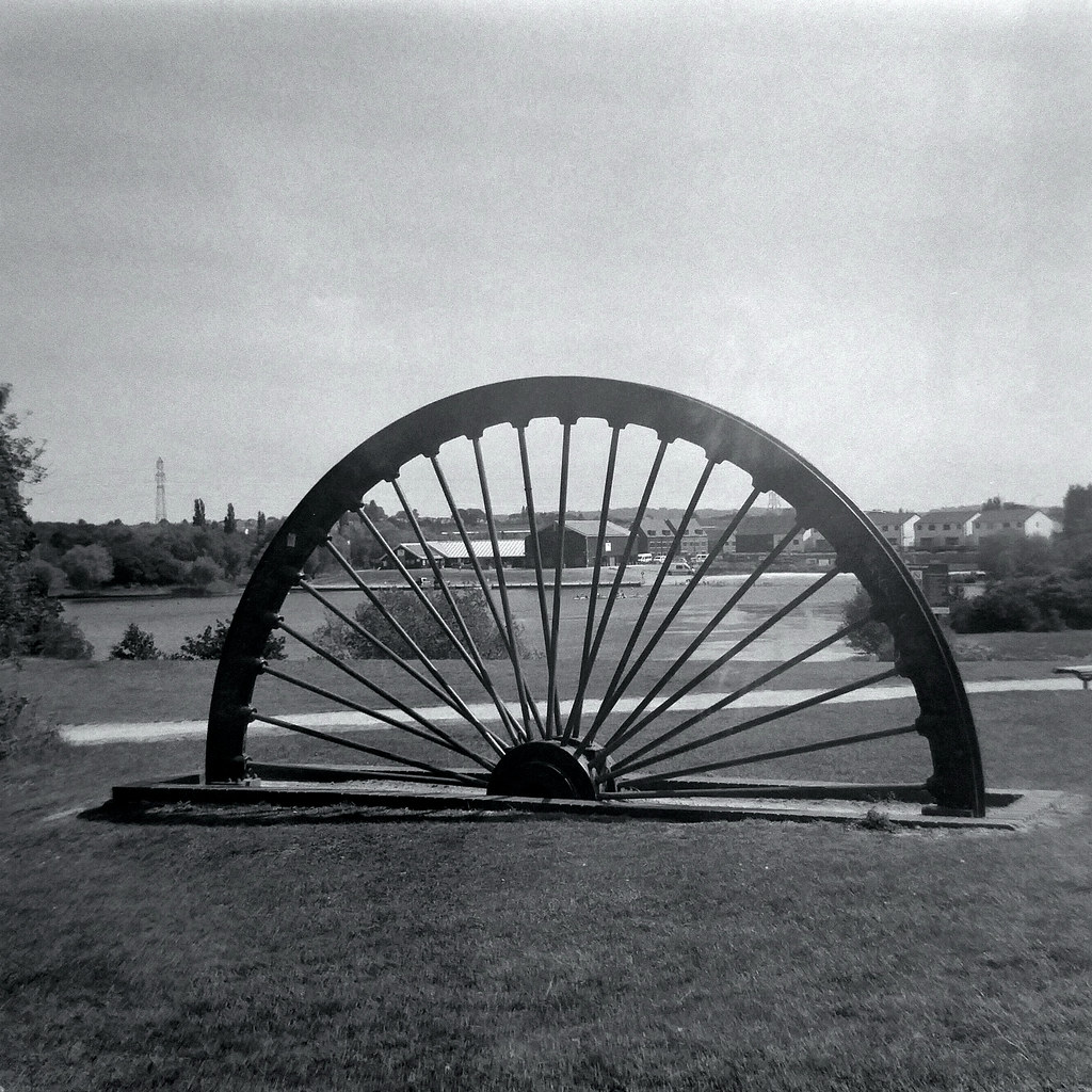 June 3 | Kentmere 400 Agfa Isolette I Kodak HC-110 dilution … | Flickr