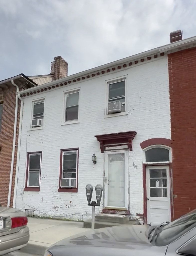 1890 104 E Main st emmitsburg Maryland NRHP 92000076 dennis heal