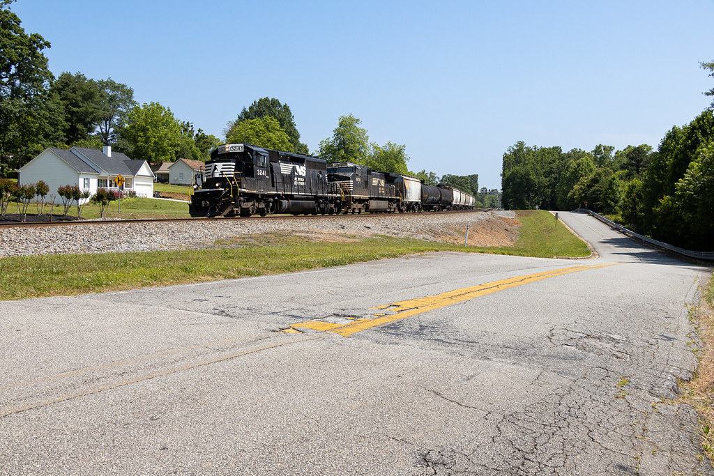 Piedmont 64 Local Gainesville, GA based local P64 rushes s… Flickr