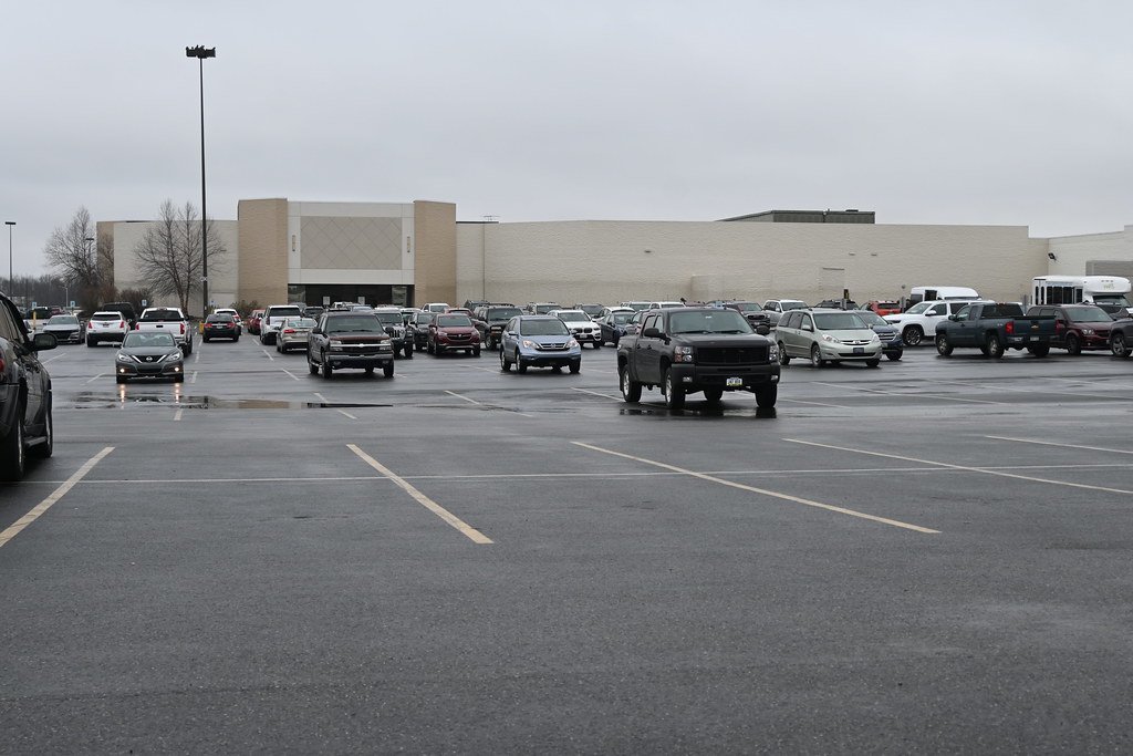 Former Macy's Ohio Valley Mall St Clairsville OH gameking3 Flickr