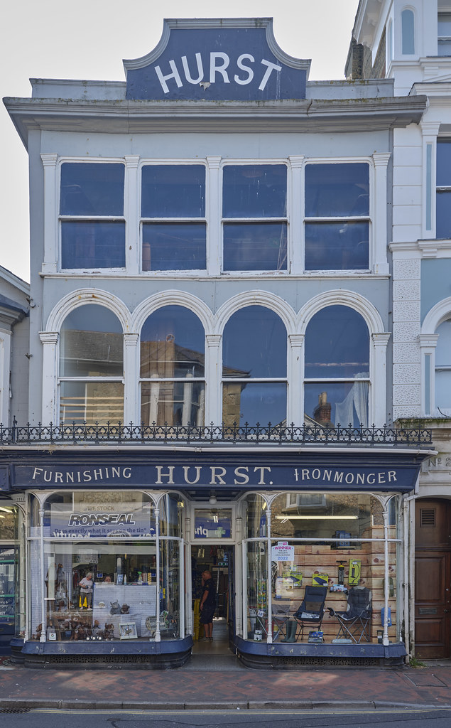 Hurst, Ventnor _DSF2136 Hursts, Ventnor, Isle of Wight Thi… Flickr