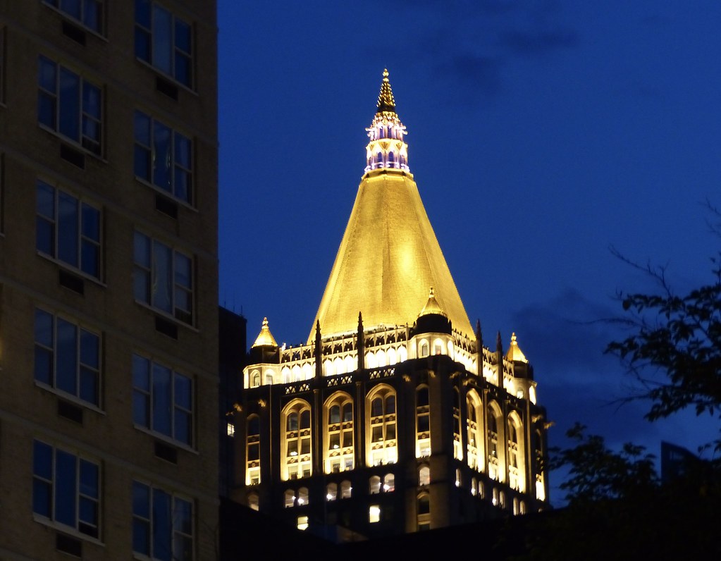 711. The New York Life building 51 Madison Avenue, New Yor… Flickr