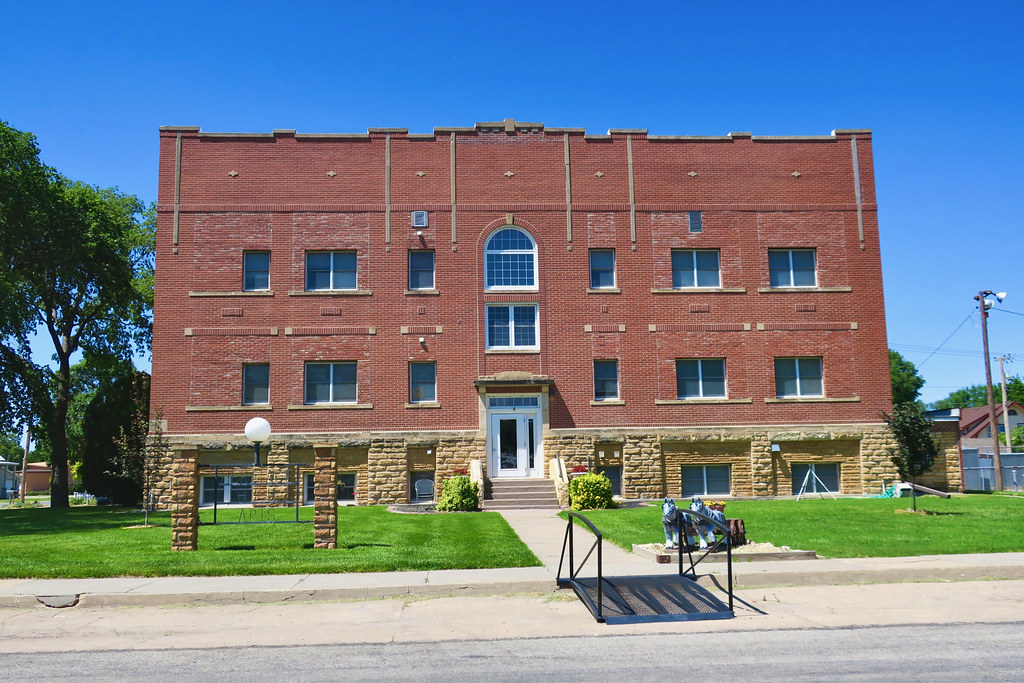 Heritage High Apartments, Glen Elder, KS a photo on Flickriver