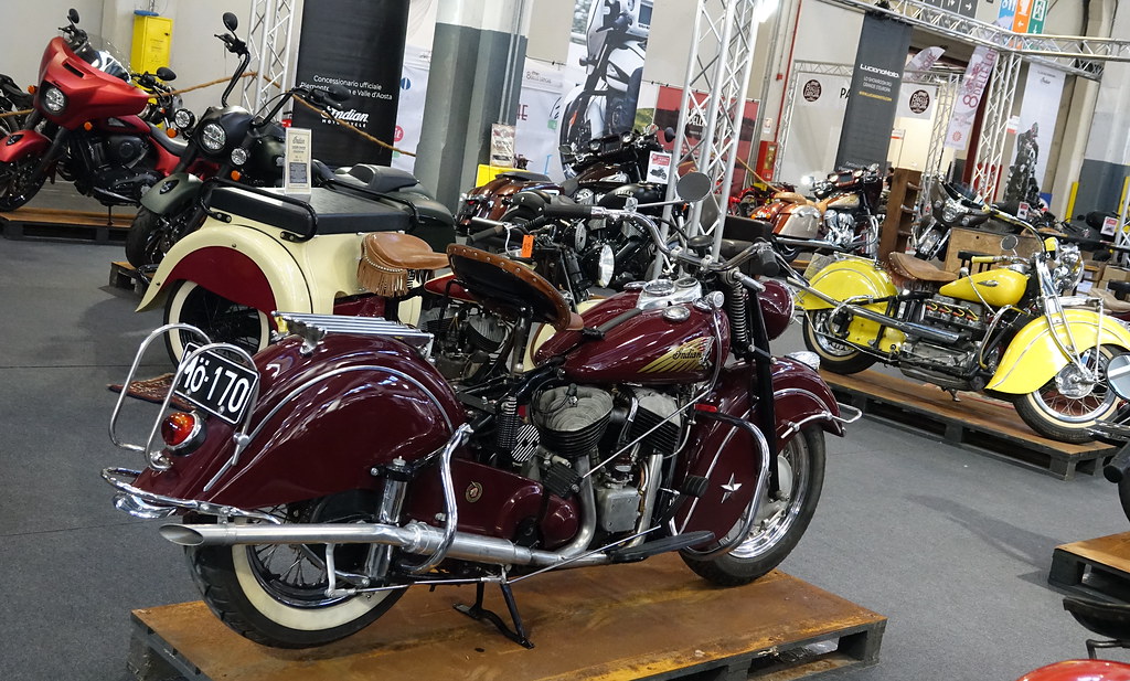 Indian // Mö170 Salon Auto Moto retro AMR. Lingotto fie… Flickr