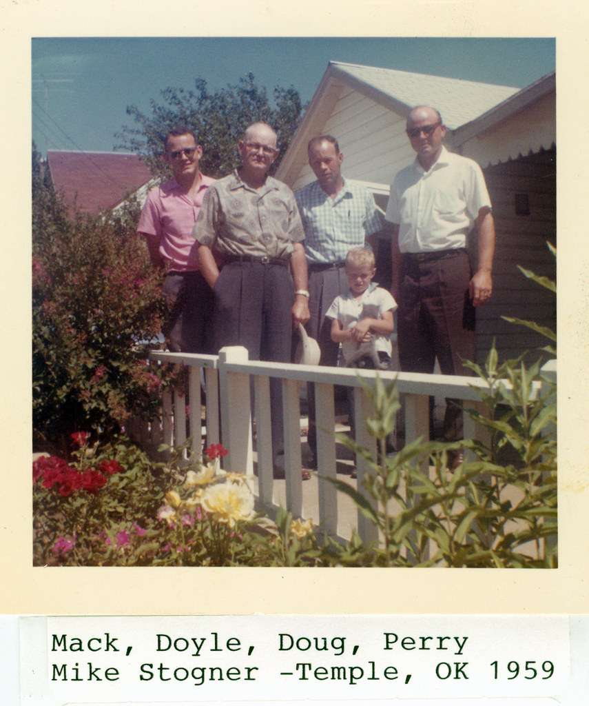 1966XMAS25 Mack, Doyle, Doug, Perry, Mike Stogner, Temple… Flickr
