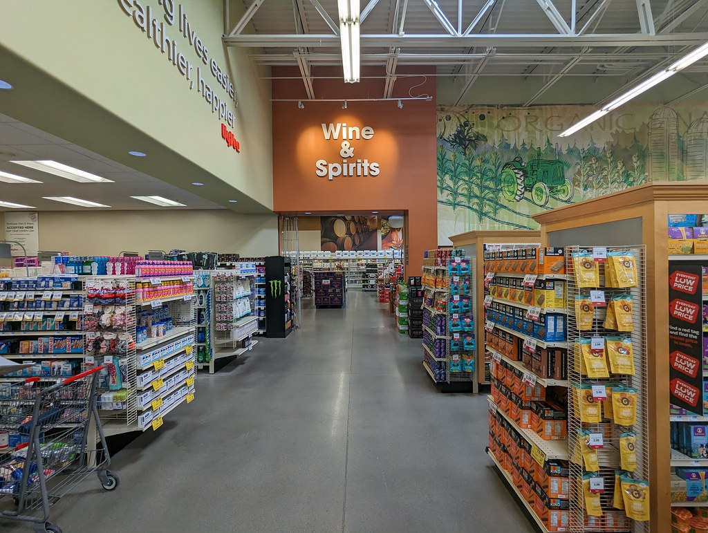 HyVee HyVee on North 27th Street in Lincoln, Nebraska.