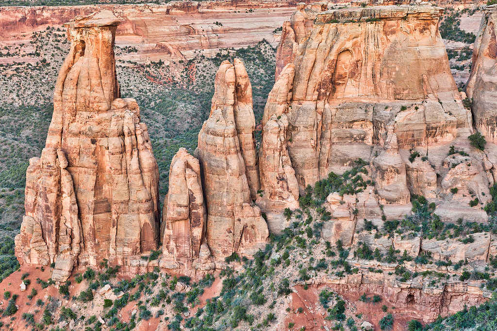 Grand Spires of Colorado National Monument Stone spires ca… Flickr