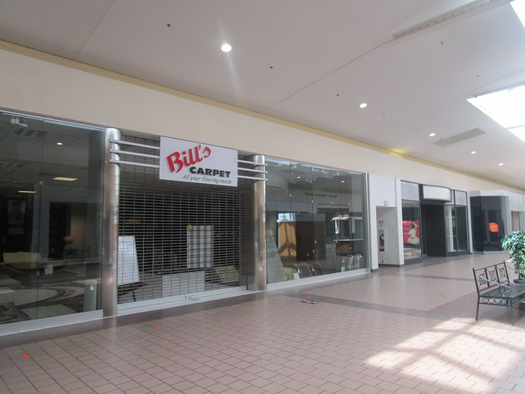 One Last Visit to Great Northern Mall Clay, NY. May 2022. … Flickr