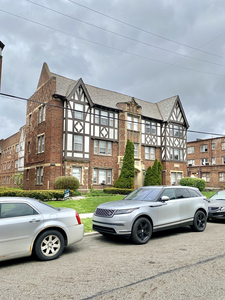 Essex, Morley and Barclay Apartments, Superior Park Drive,… Flickr