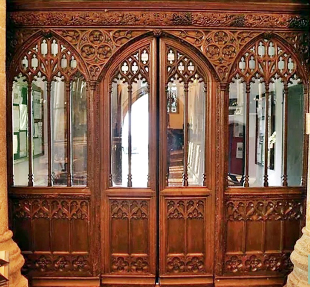 Buckland Monachorum, Devon Looking west through the south … Flickr