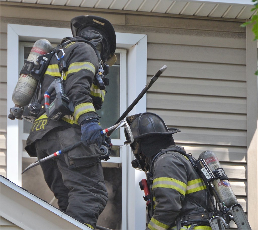 DSC_0034 House fire on Pullman Avenue in Rochester, NY Jeffrey