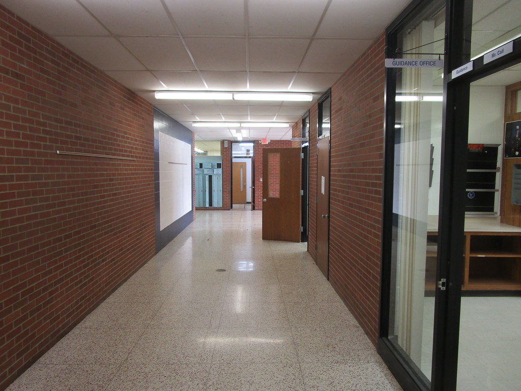 20230628 Hillsdale High School Jeromesville Ohio auction… Flickr