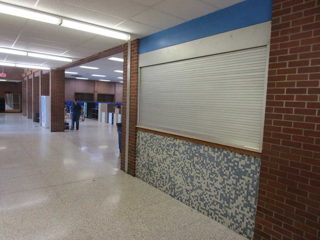 20230628 Hillsdale High School Jeromesville Ohio auction… Flickr