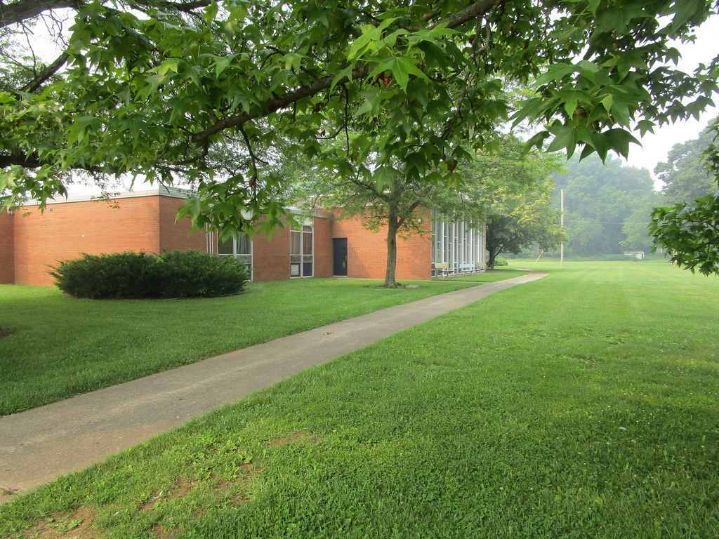 20230628 Hillsdale High School Jeromesville Ohio auction… Flickr