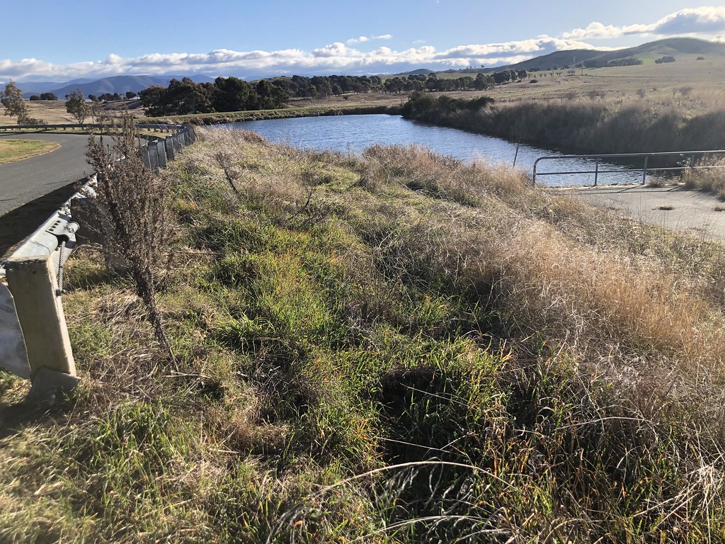 Dam in Fassifern Nature Reserve Dunlop, Canberra The gate … Flickr