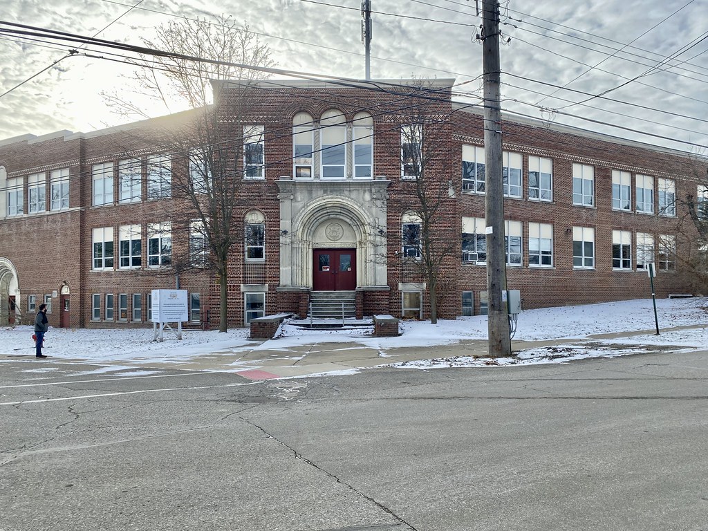 Old Lake Orion High School, Elizabeth Street and Lapeer St… Flickr