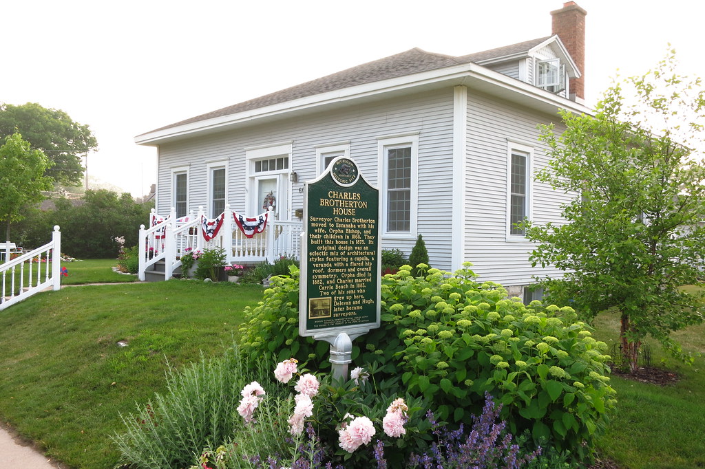 IMG_1112 (1) Charles Brotherton House A historical house, … Flickr