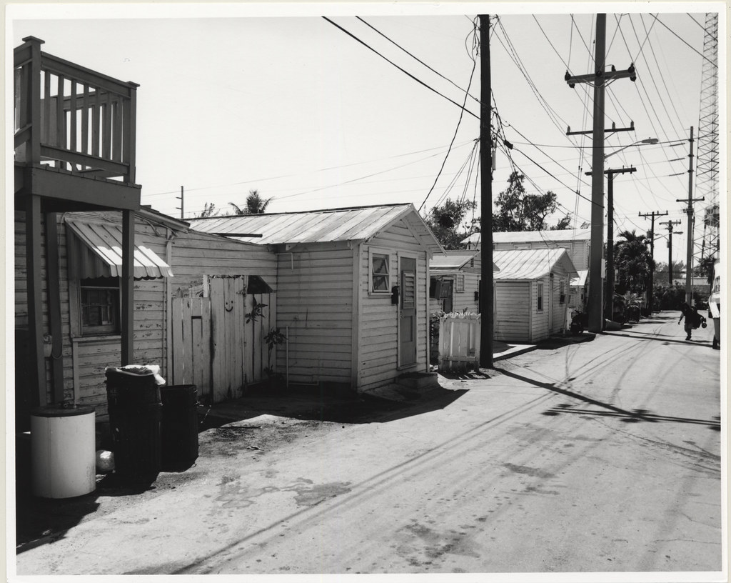 MM00045323x 118 Geraldine Lane. Photo by Dick Moody for Ol… Flickr