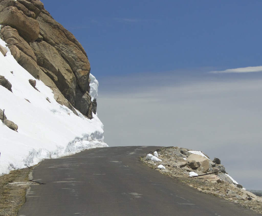 HIGHEST PAVED ROAD IN NORTH AMERICA The Mount Evans Road i… Flickr