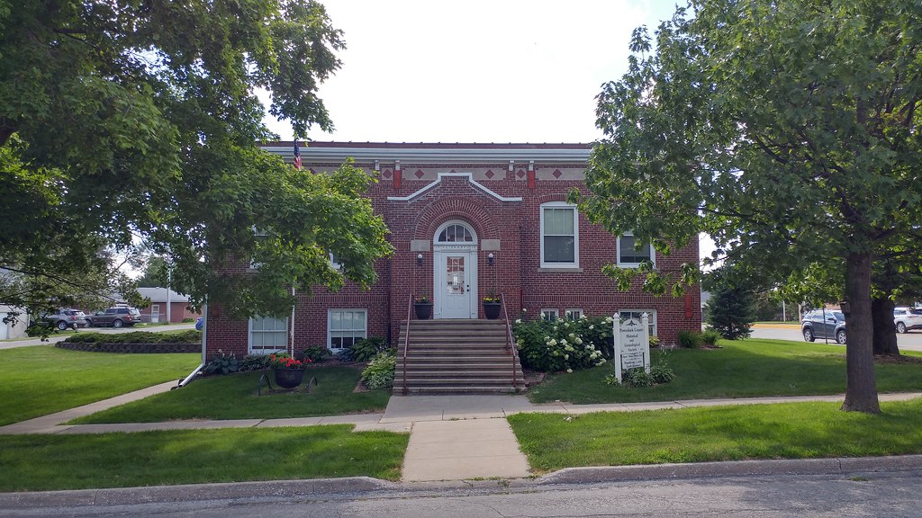Public Library, Montezuma, IA **Montezuma Downtown Histori… Flickr